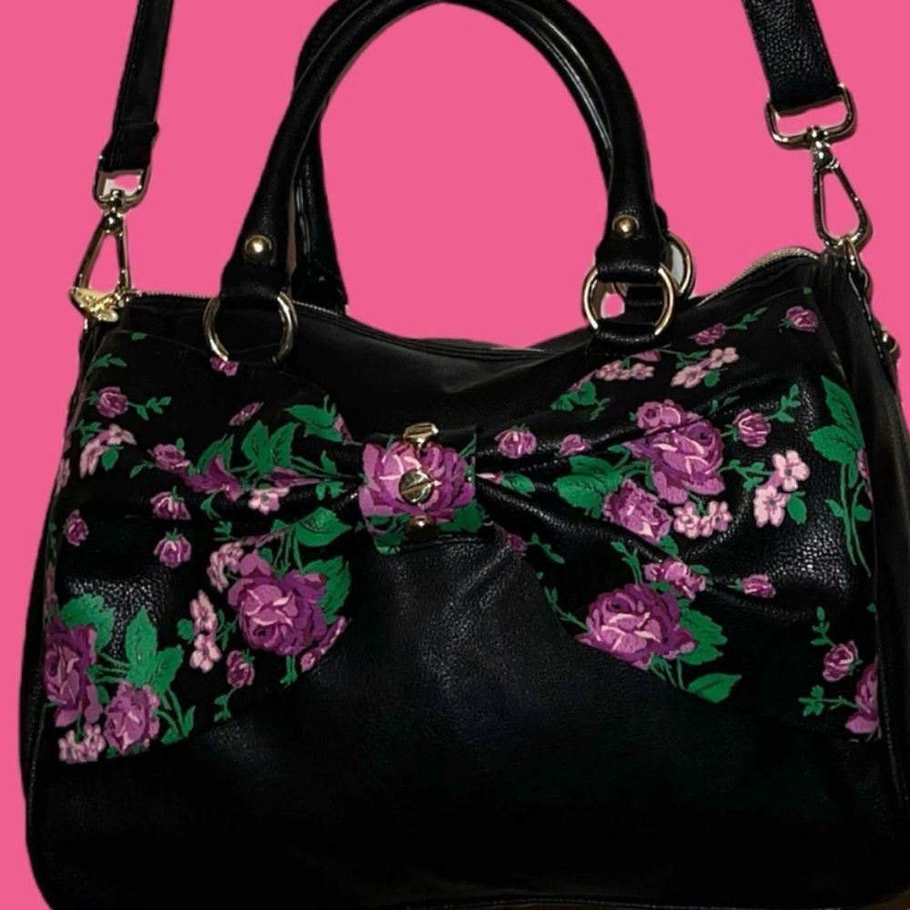 Betsey Johnson awesome black purse with floral bow design!!